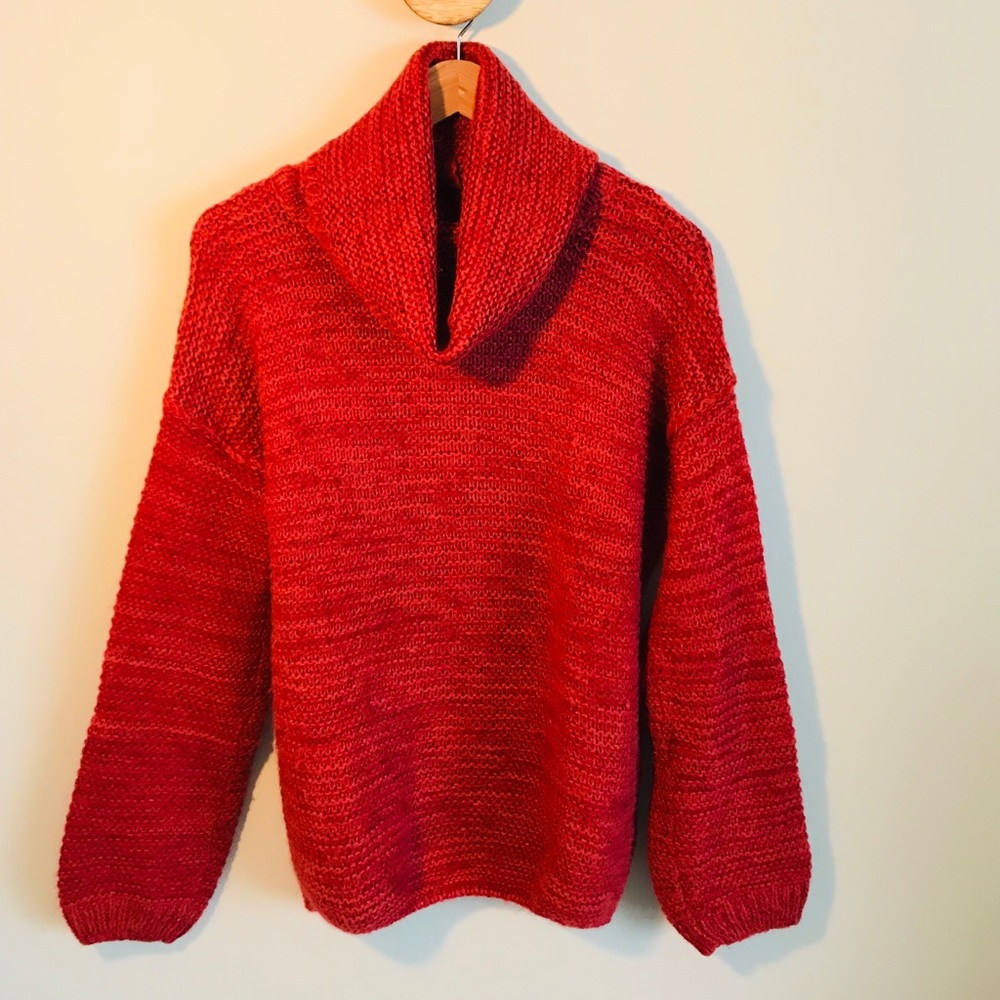 Mixed wool Benetton sweater.